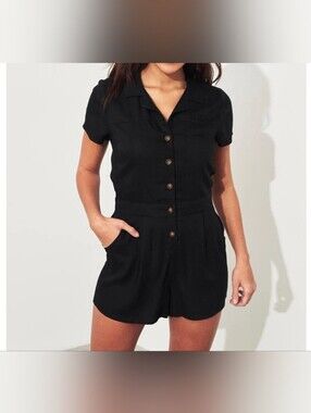 Hollister Women's Black Short-Sleeve Button Romper